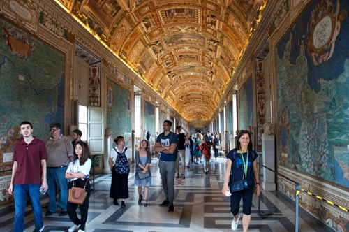 梵蒂冈博物馆和西斯廷圣母堂 - 博物馆官方2小时讲解行程