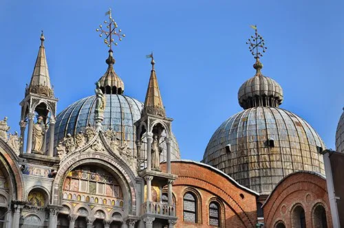 威尼斯金色主教堂参观之旅
